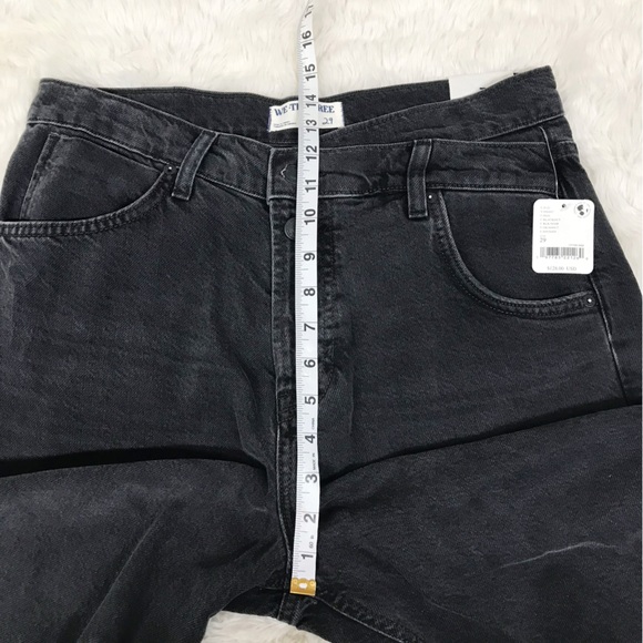 WE THE FREE Crossroads Mid Rise Slim Straight Jeans Size 29 Boyfriend Black New - Picture 14 of 16
